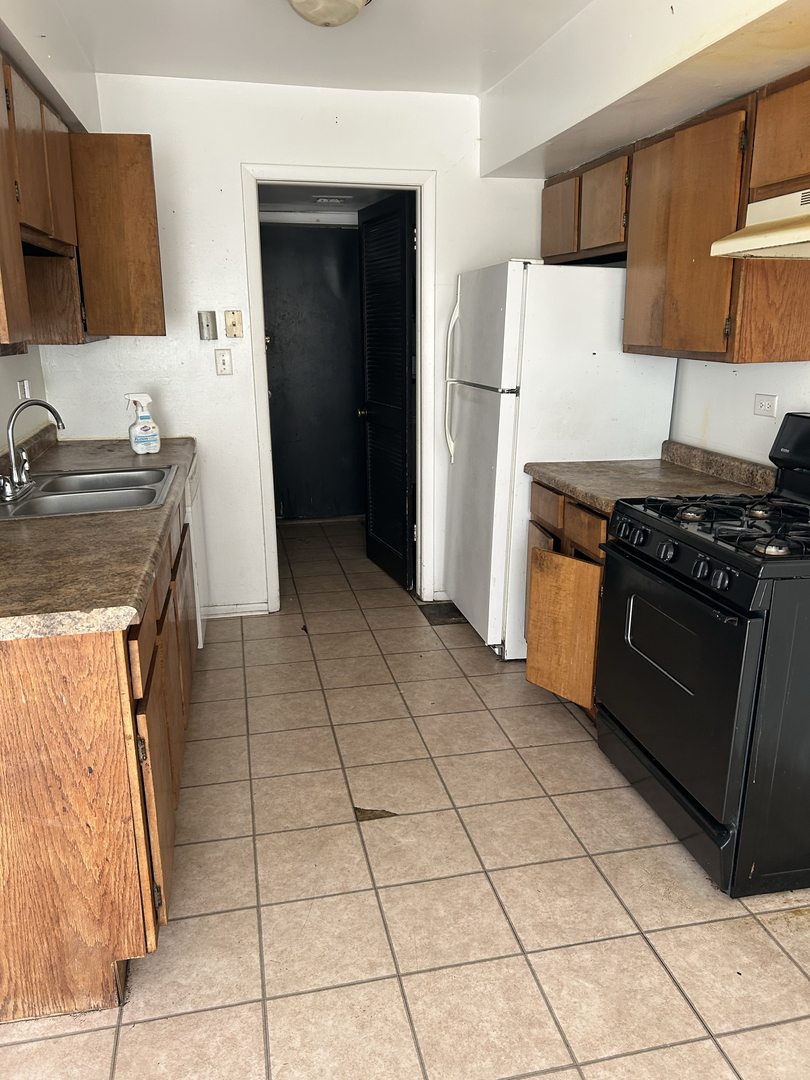 709 Spring Court, University Park, IL 60484