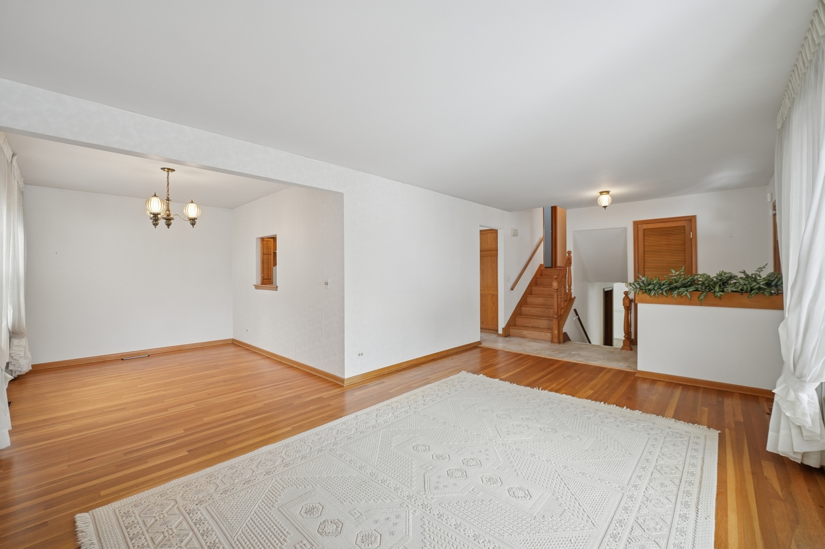 0N314 Leonard Street, Winfield, IL 60190