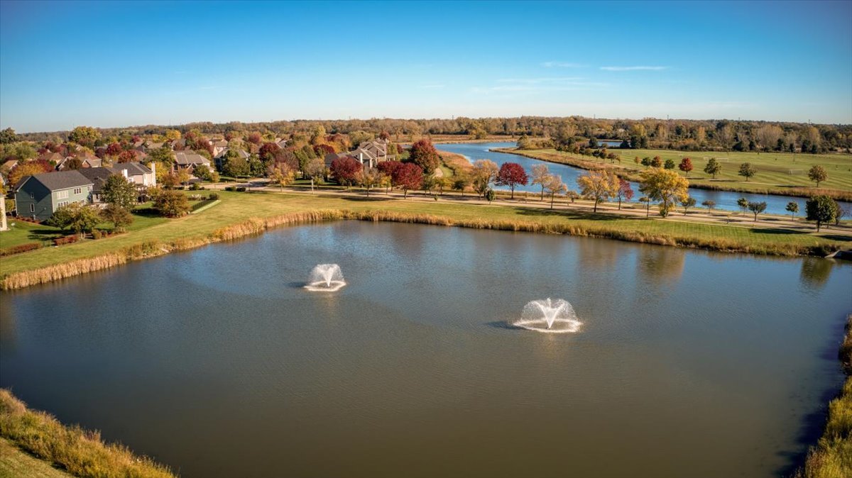 2385 Barnhart Street, West Chicago, IL 60185