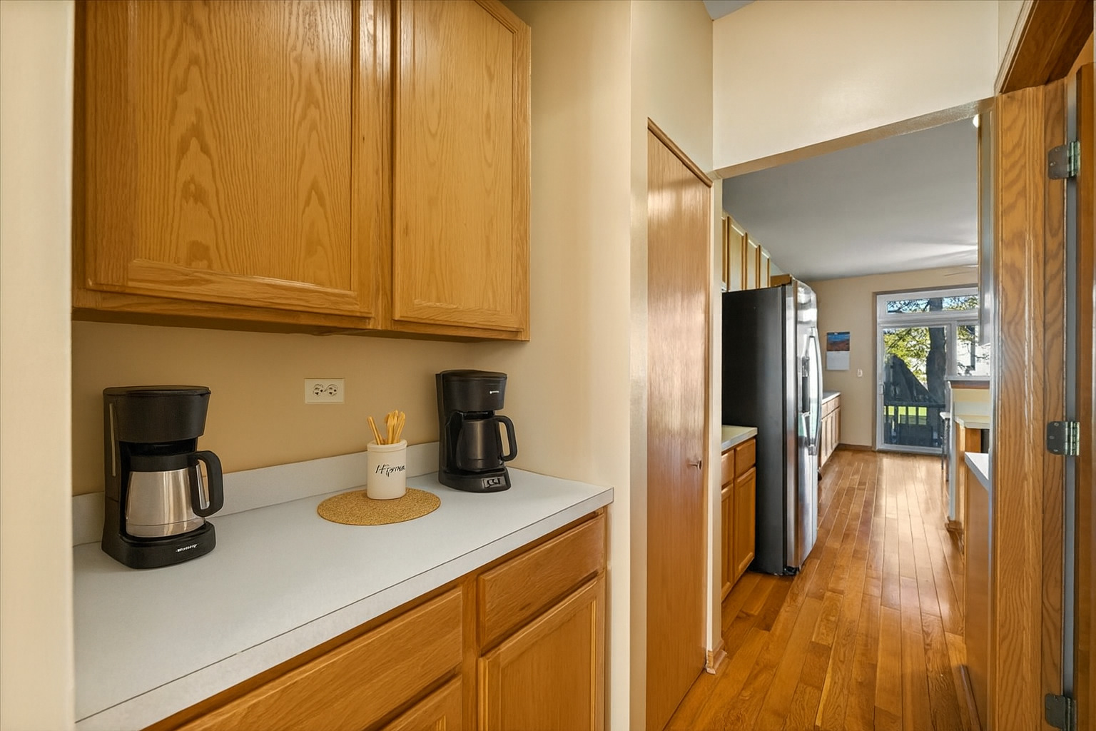 2385 Barnhart Street, West Chicago, IL 60185