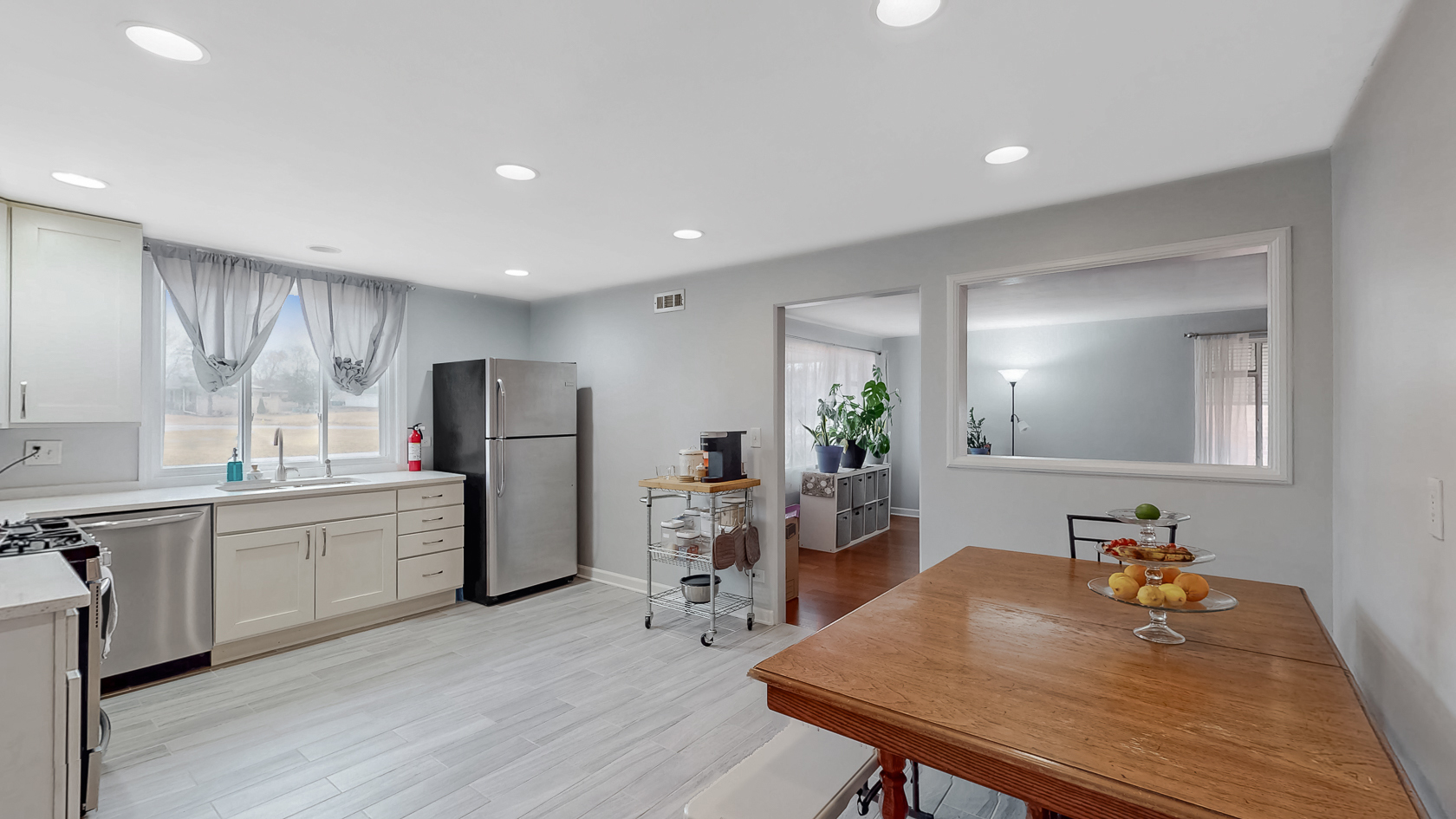 86 Broadway Avenue, Chicago Heights, IL 60411