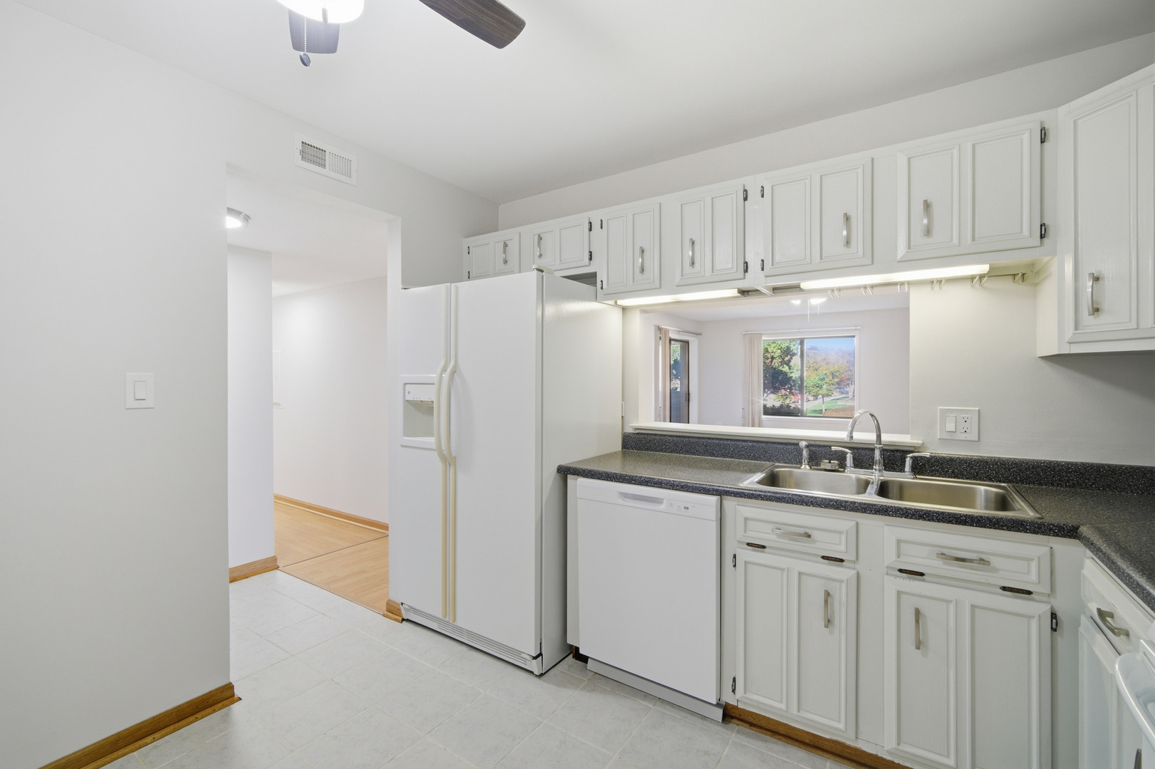 1255 N STERLING Avenue #206, Palatine, IL 60067