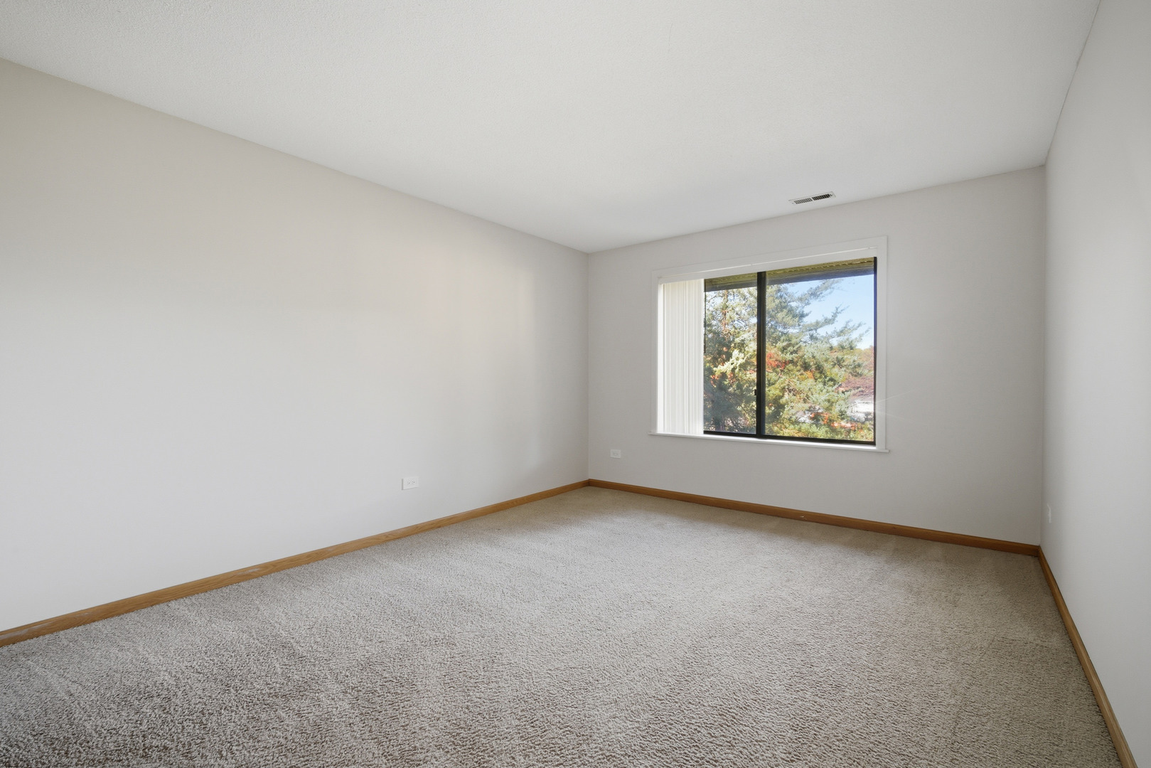 1255 N STERLING Avenue #206, Palatine, IL 60067