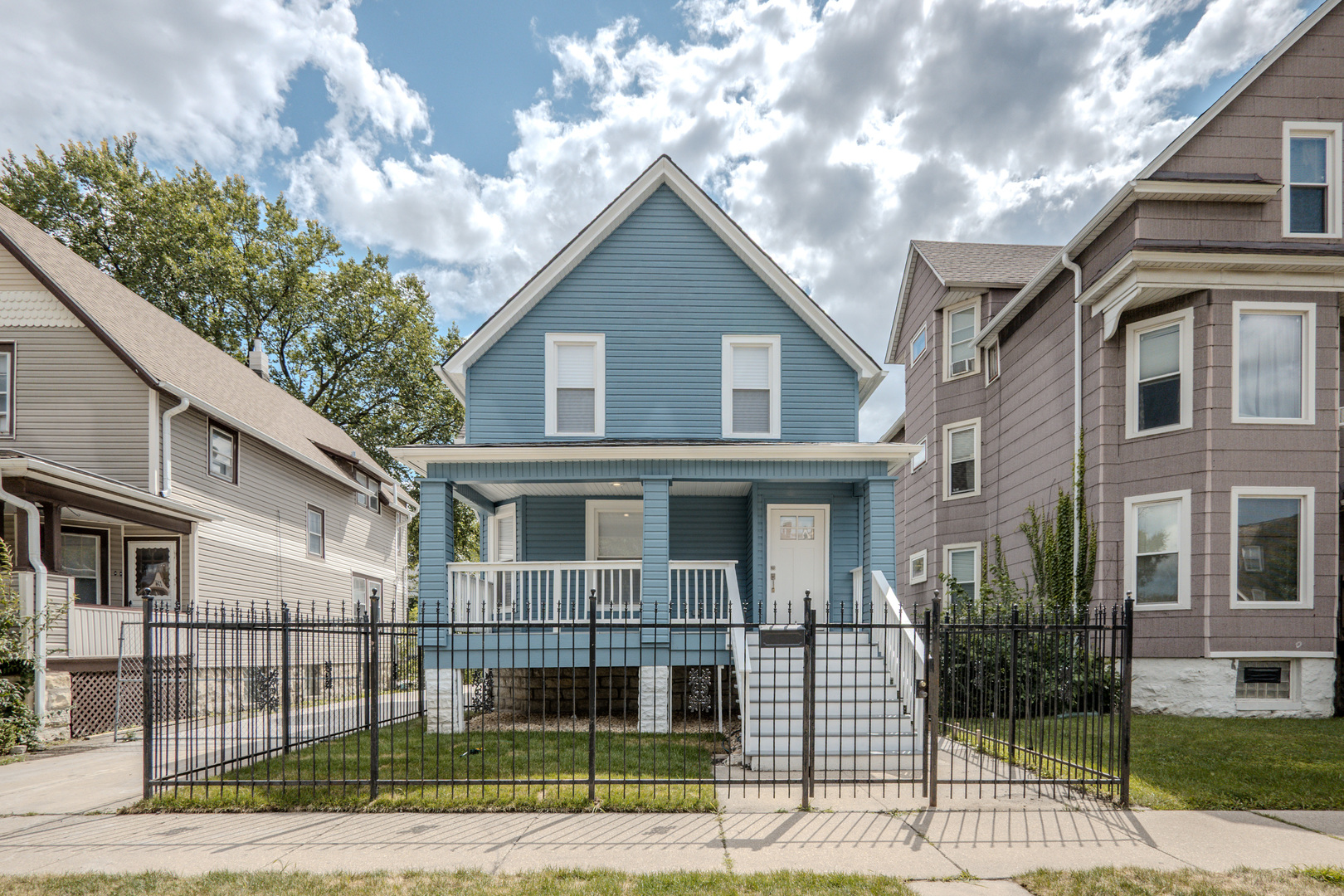 5927 W Erie Street, Chicago, IL 60644