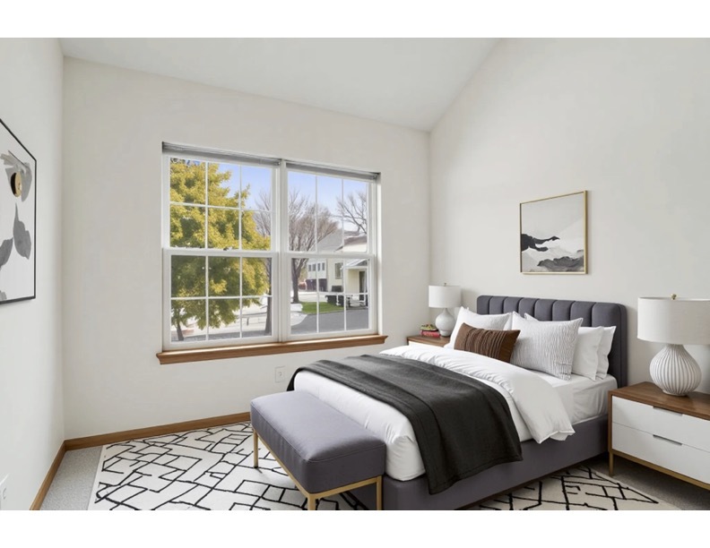 18611 W Sterling Court, Grayslake, IL 60030