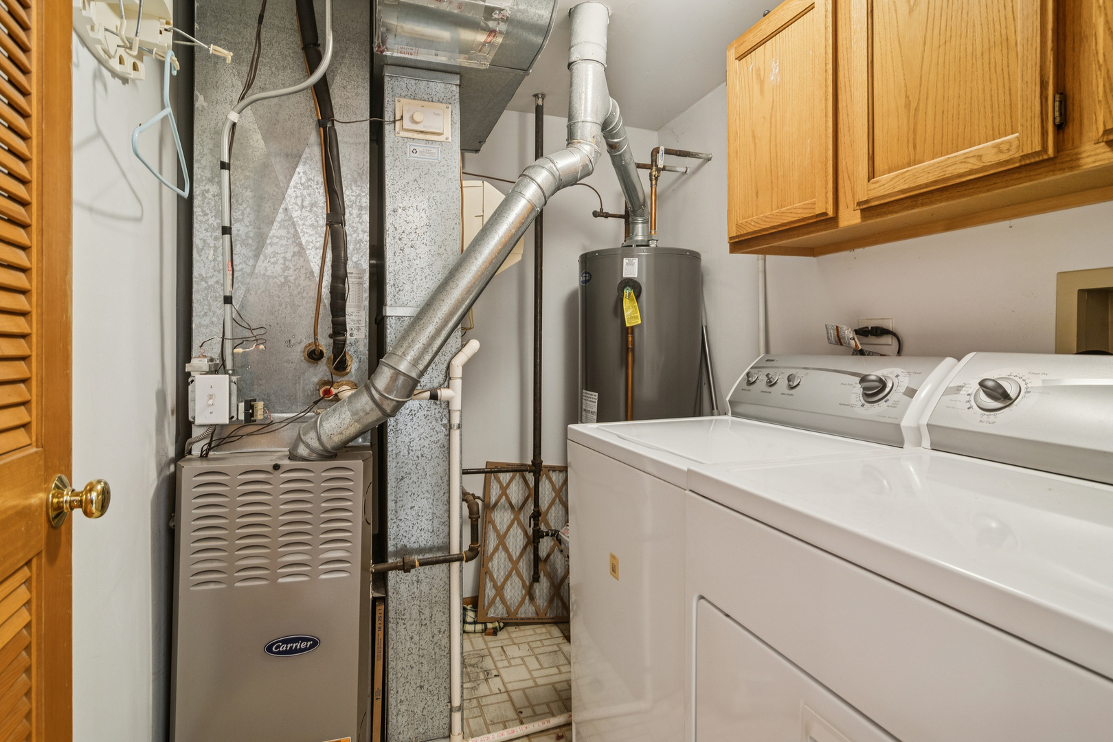 18611 W Sterling Court, Grayslake, IL 60030