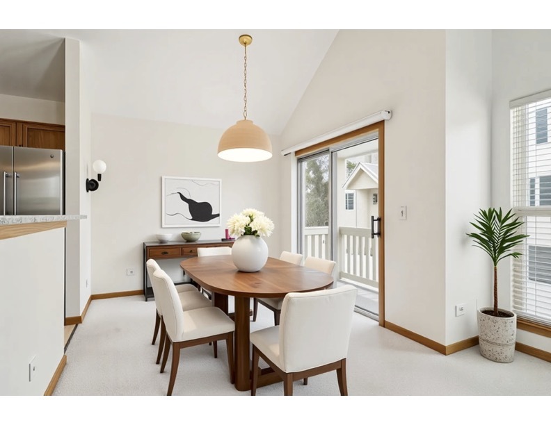 18611 W Sterling Court, Grayslake, IL 60030