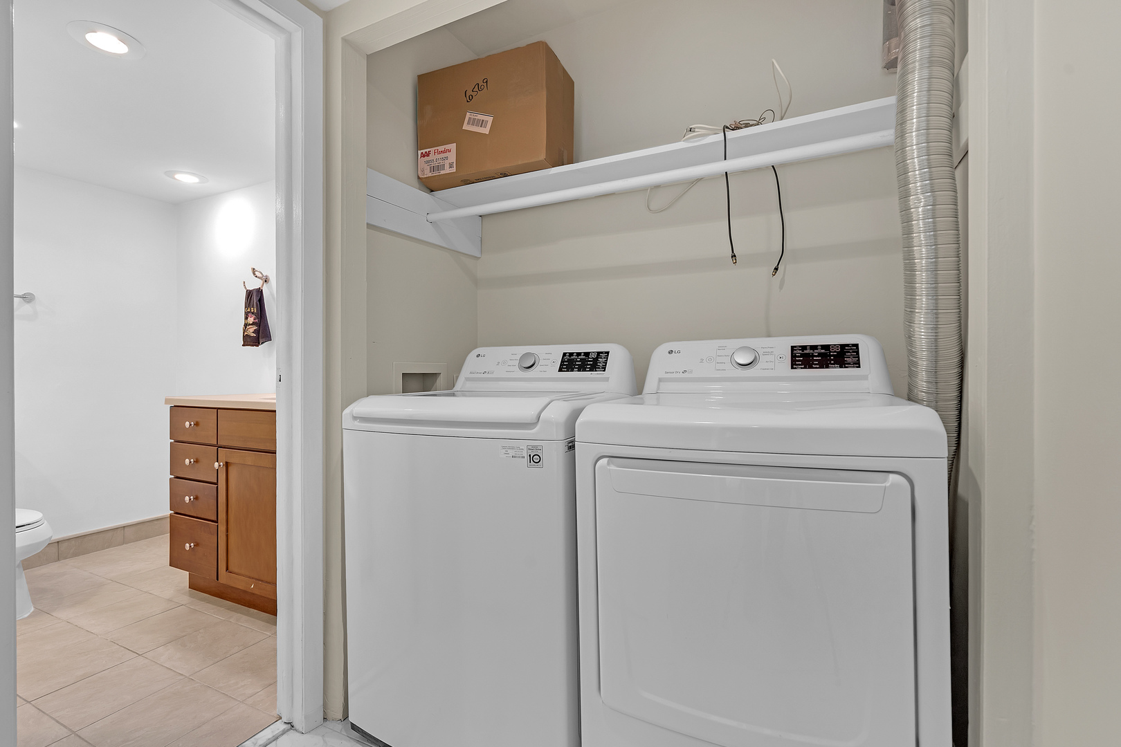 1808 Plum Grove Road #1B, Rolling Meadows, IL 60008