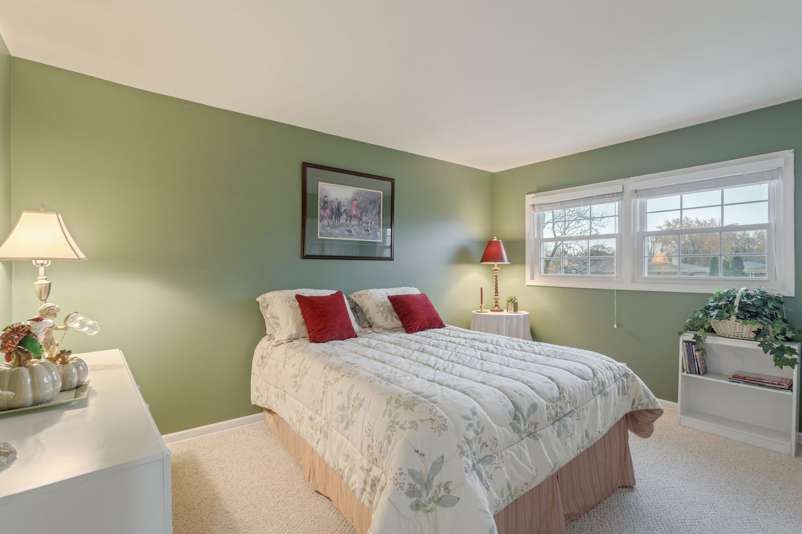 2407 N Hickory Lane, Arlington Heights, IL 60004