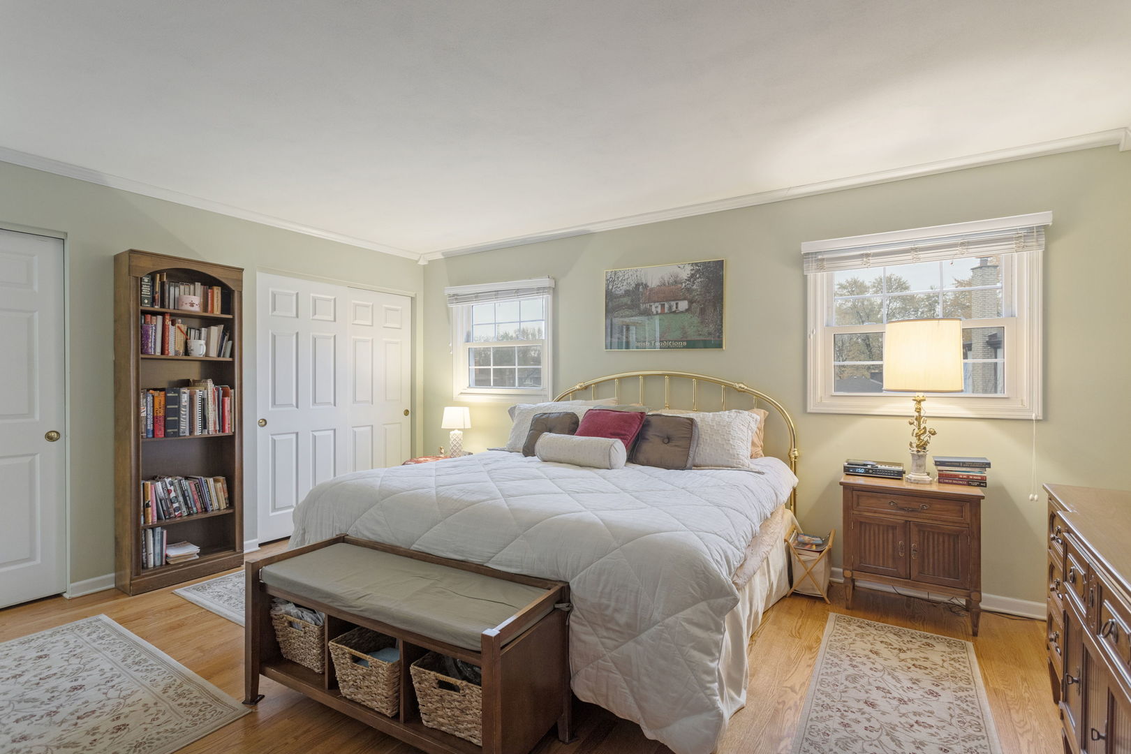 2407 N Hickory Lane, Arlington Heights, IL 60004