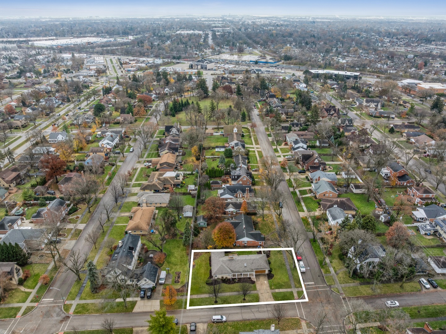 295 Ardmore Road, Des Plaines, IL 60016