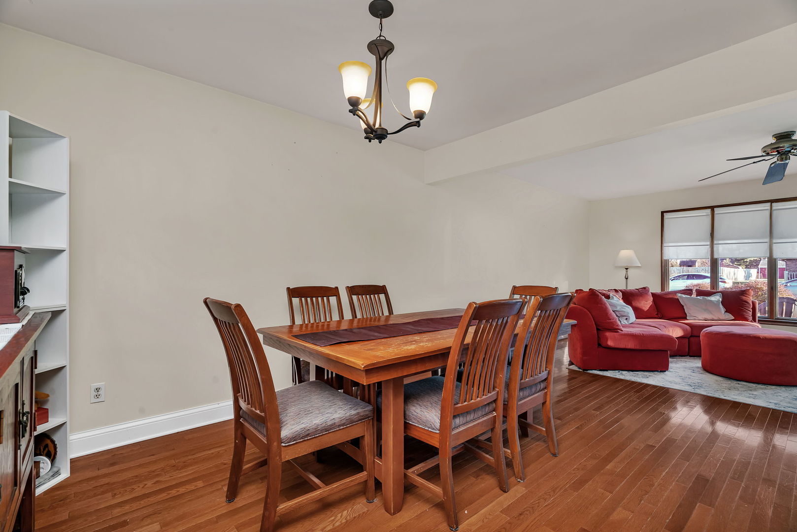 24055 S Lakeview Drive, Minooka, IL 60447