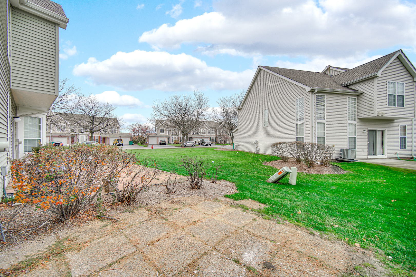 2205 Rossiter Parkway, Plainfield, IL 60586