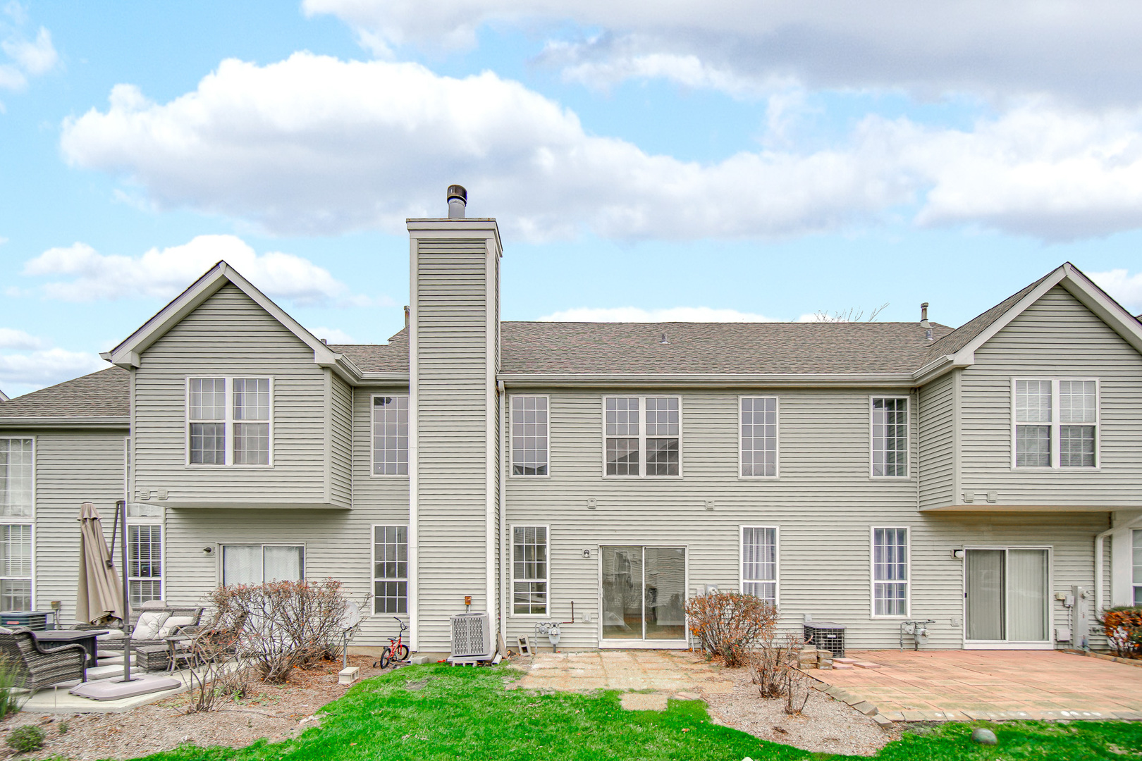 2205 Rossiter Parkway, Plainfield, IL 60586