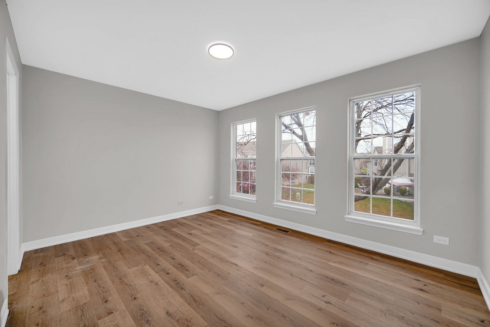 2205 Rossiter Parkway, Plainfield, IL 60586