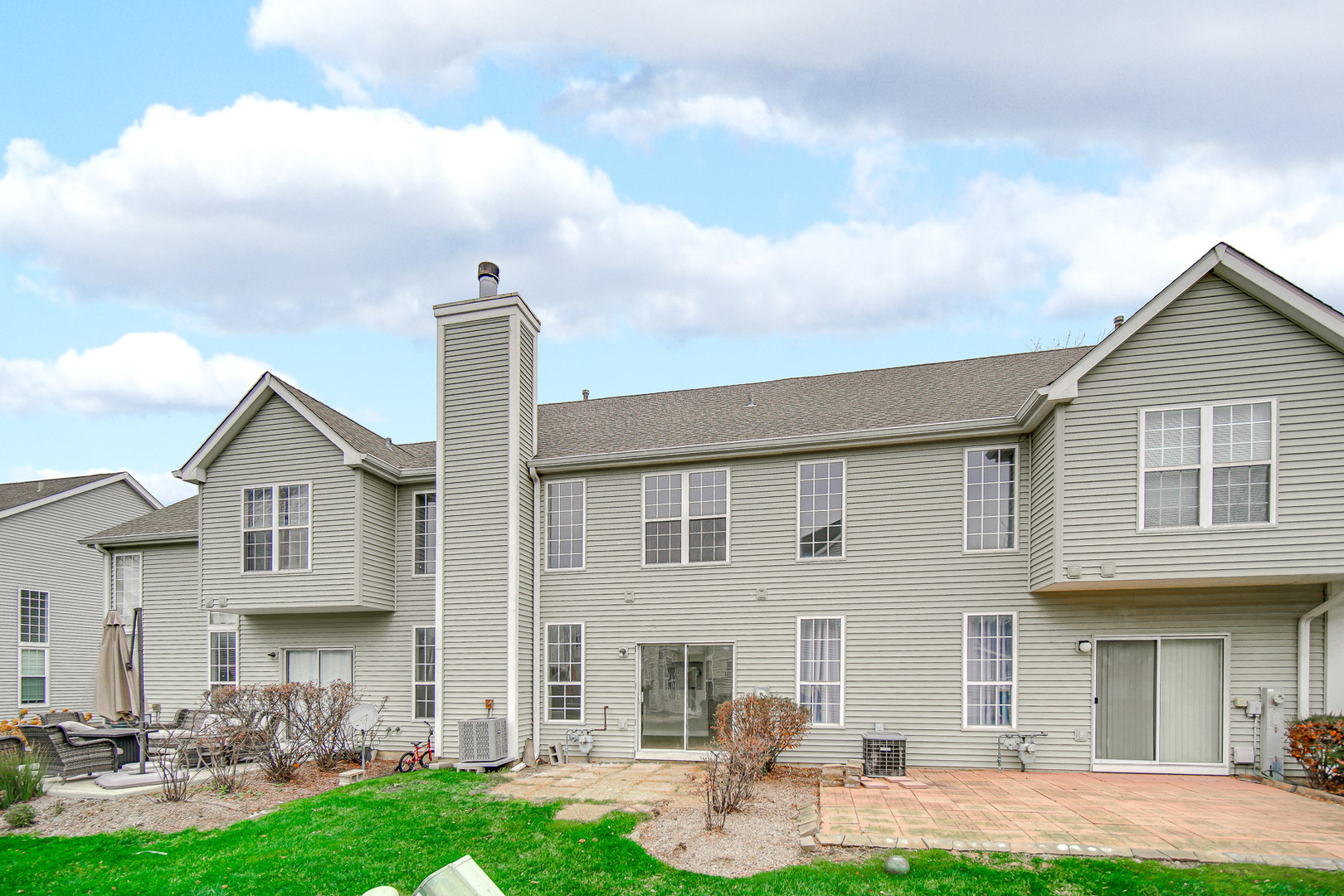 2205 Rossiter Parkway, Plainfield, IL 60586