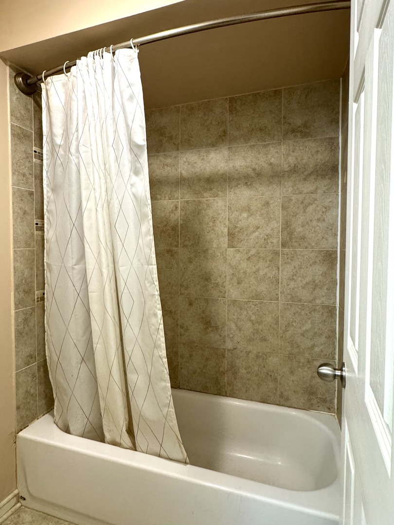 Vernon Hills, IL 60061