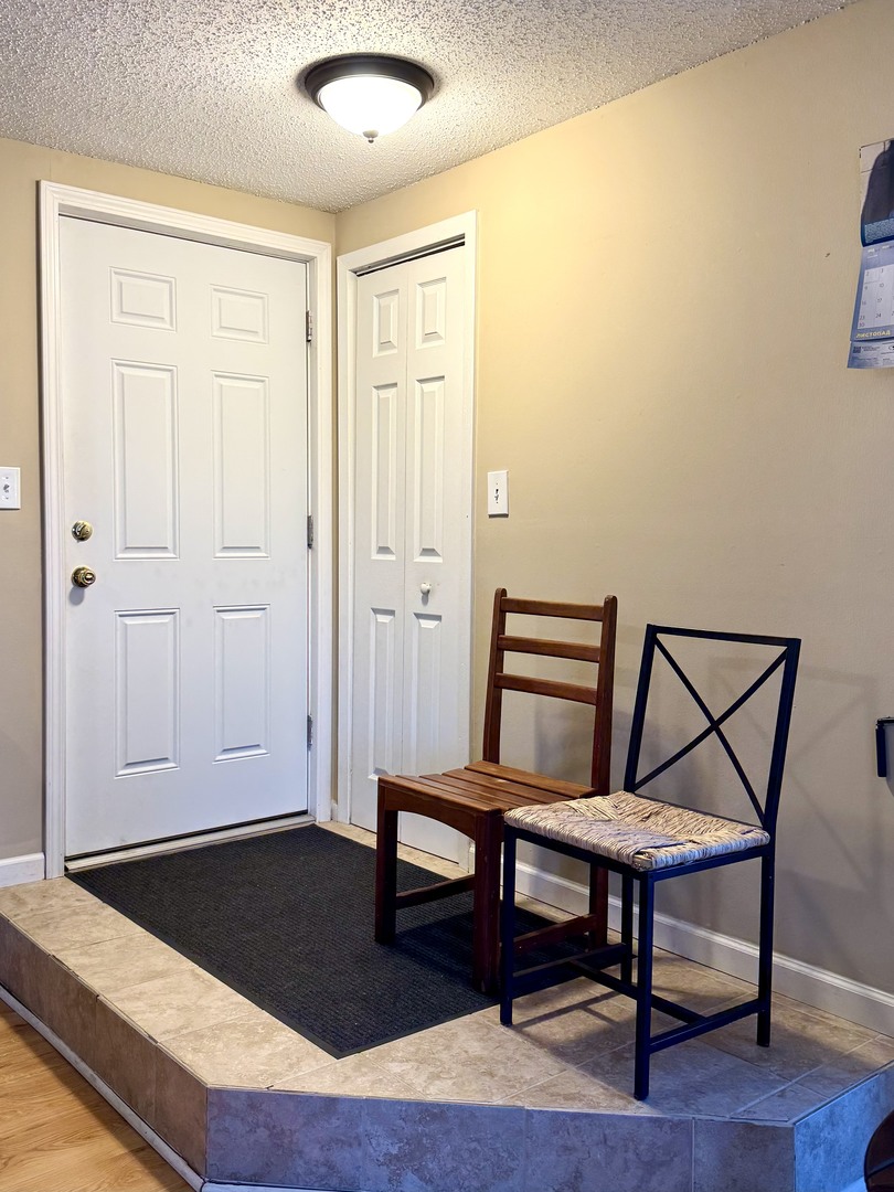 Vernon Hills, IL 60061