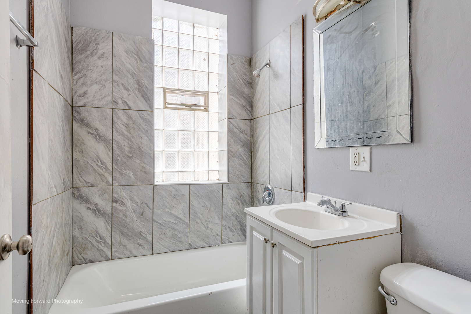 6506 S Saint Lawrence Avenue, Chicago, IL 60637