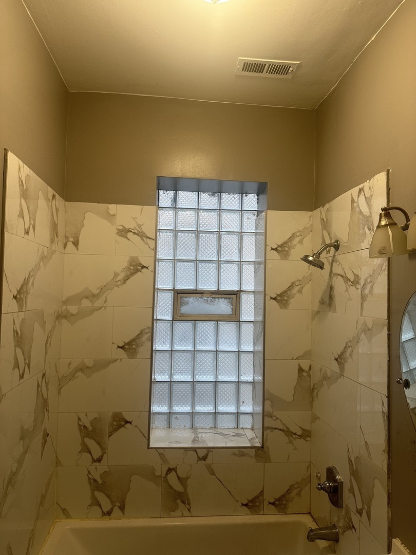 6506 S Saint Lawrence Avenue, Chicago, IL 60637