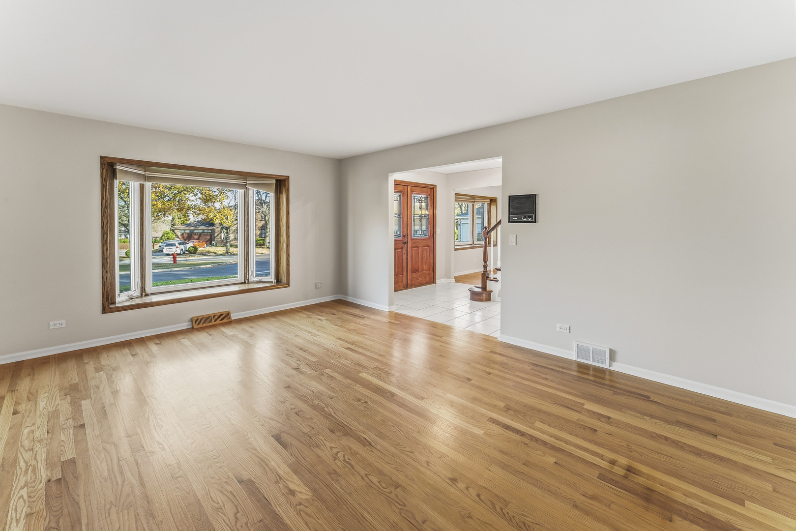 827 W Sandpiper Court, Palatine, IL 60067