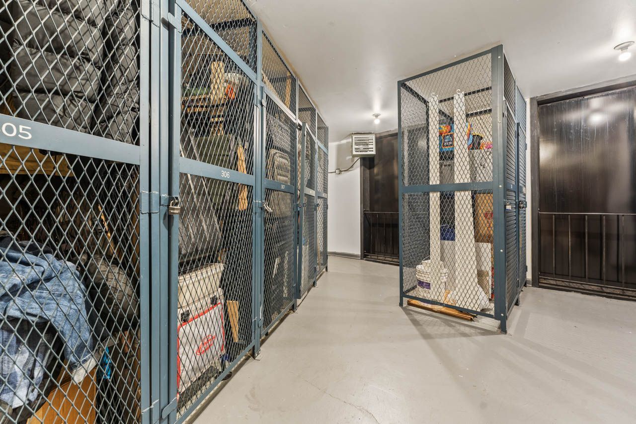 4900 Foster Street #304, Skokie, IL 60077