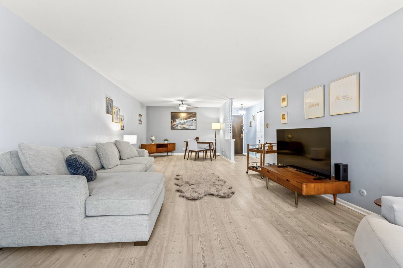 4900 Foster Street #304, Skokie, IL 60077