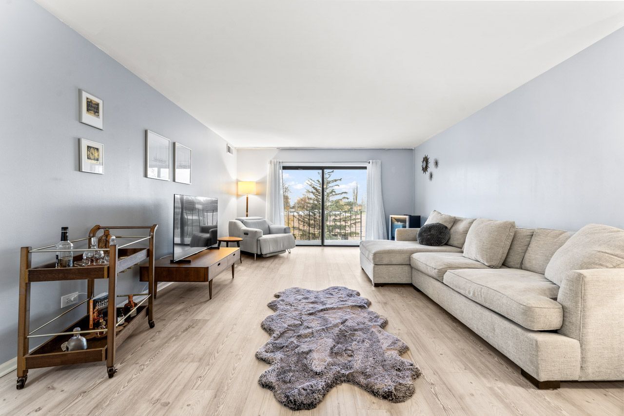 4900 Foster Street #304, Skokie, IL 60077