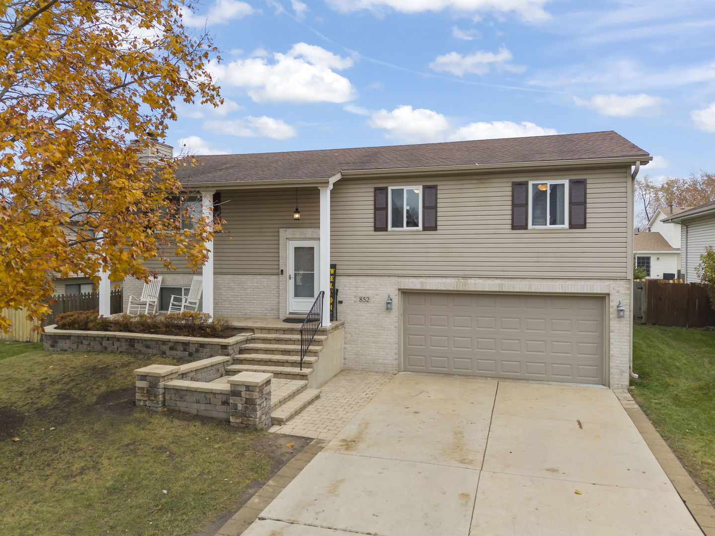 852 Napa Street, Carol Stream, IL 60188