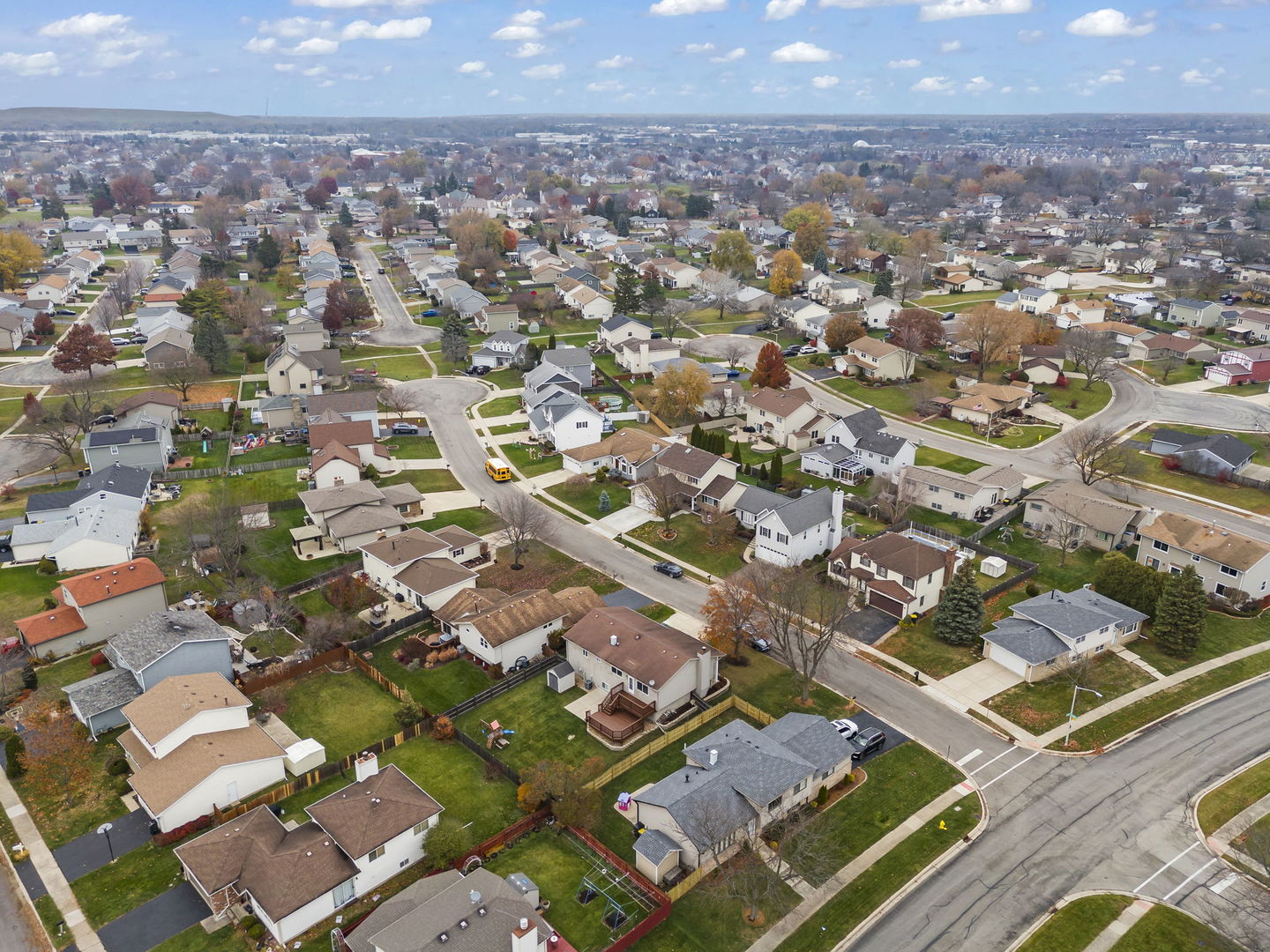 852 Napa Street, Carol Stream, IL 60188