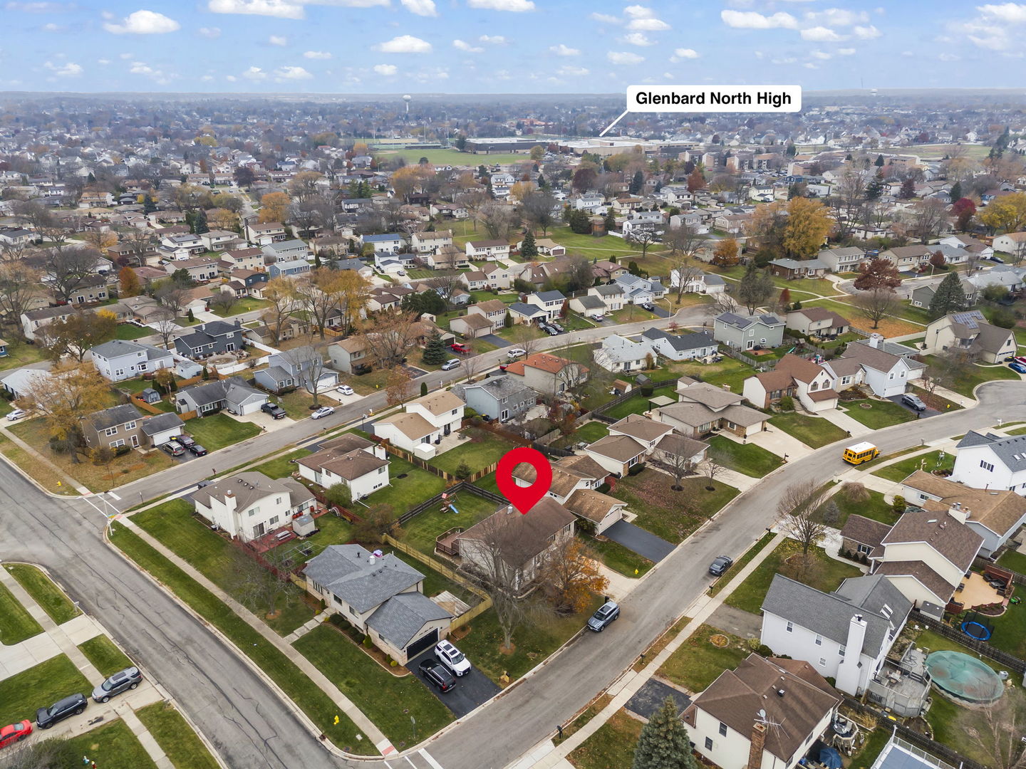 852 Napa Street, Carol Stream, IL 60188