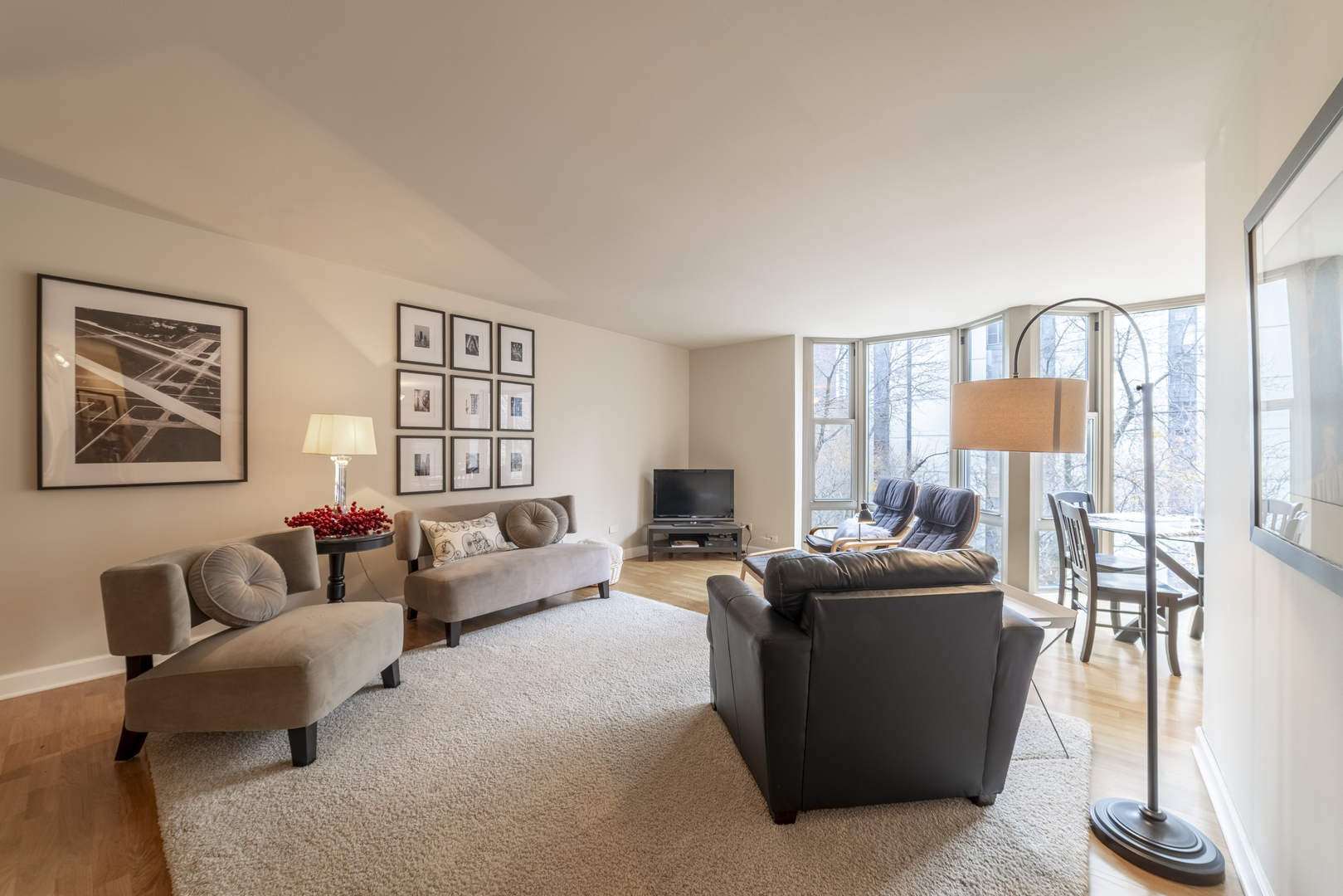 1340 N Dearborn Street #5C, Chicago, IL 60610