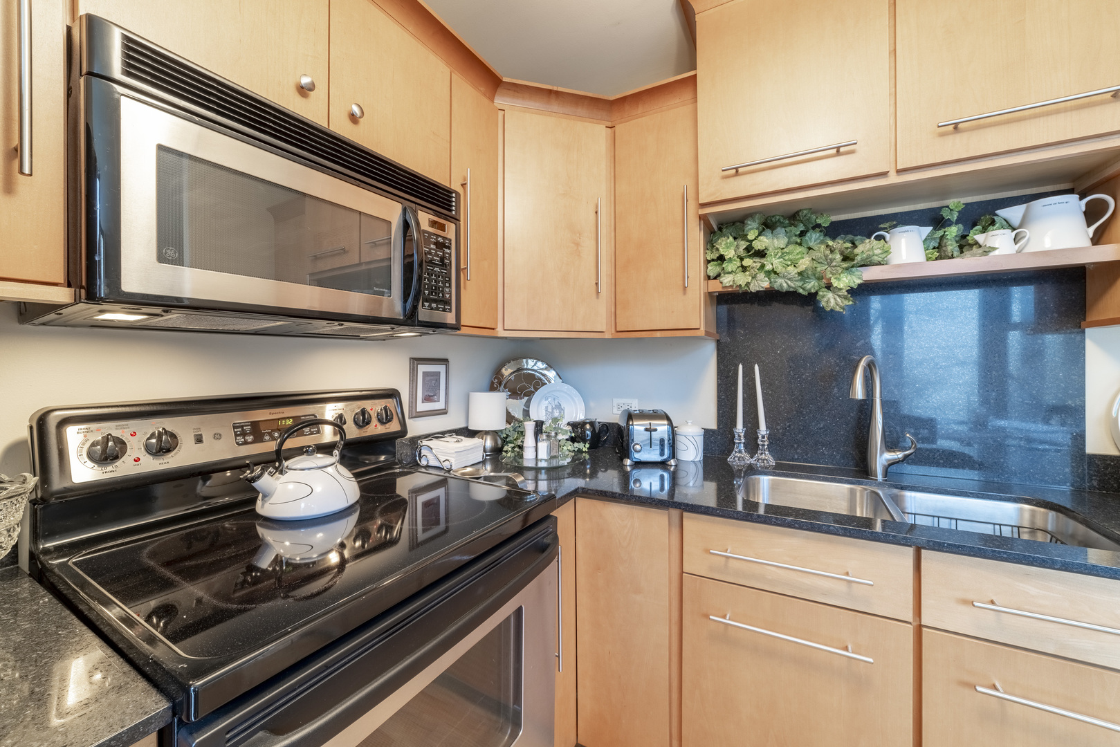 1340 N Dearborn Street #5C, Chicago, IL 60610