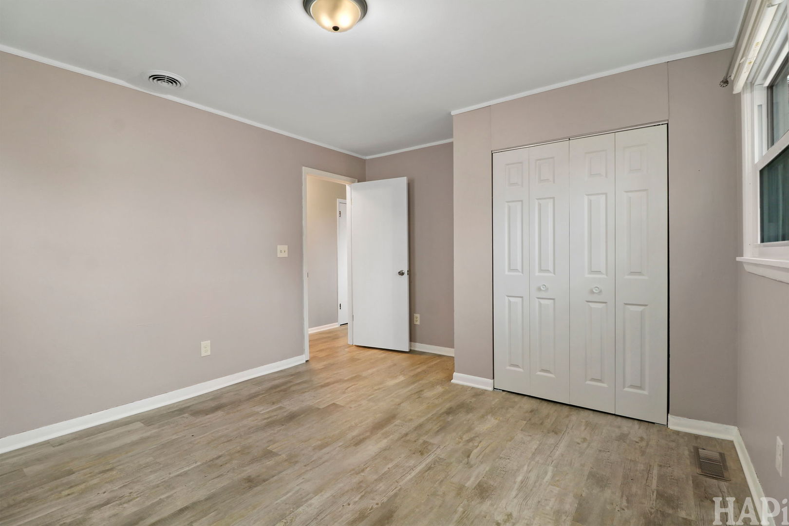 2217 20th Street, Zion, IL 60099