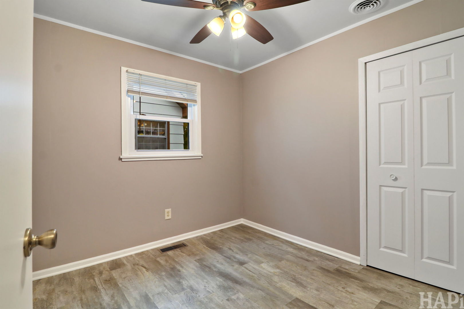 2217 20th Street, Zion, IL 60099