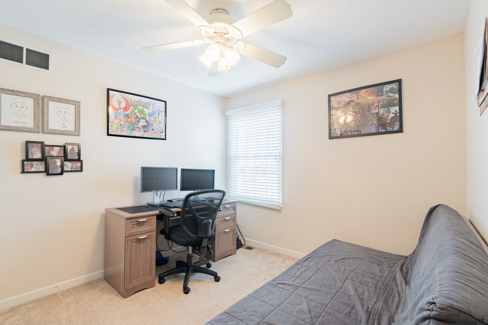 29 Knollbrook Court, Bloomington, IL 61705