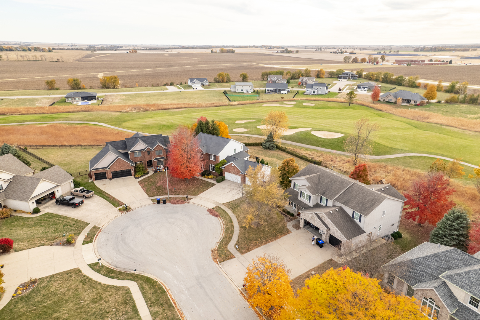 29 Knollbrook Court, Bloomington, IL 61705
