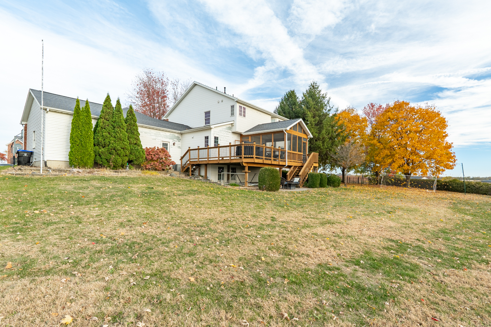 29 Knollbrook Court, Bloomington, IL 61705