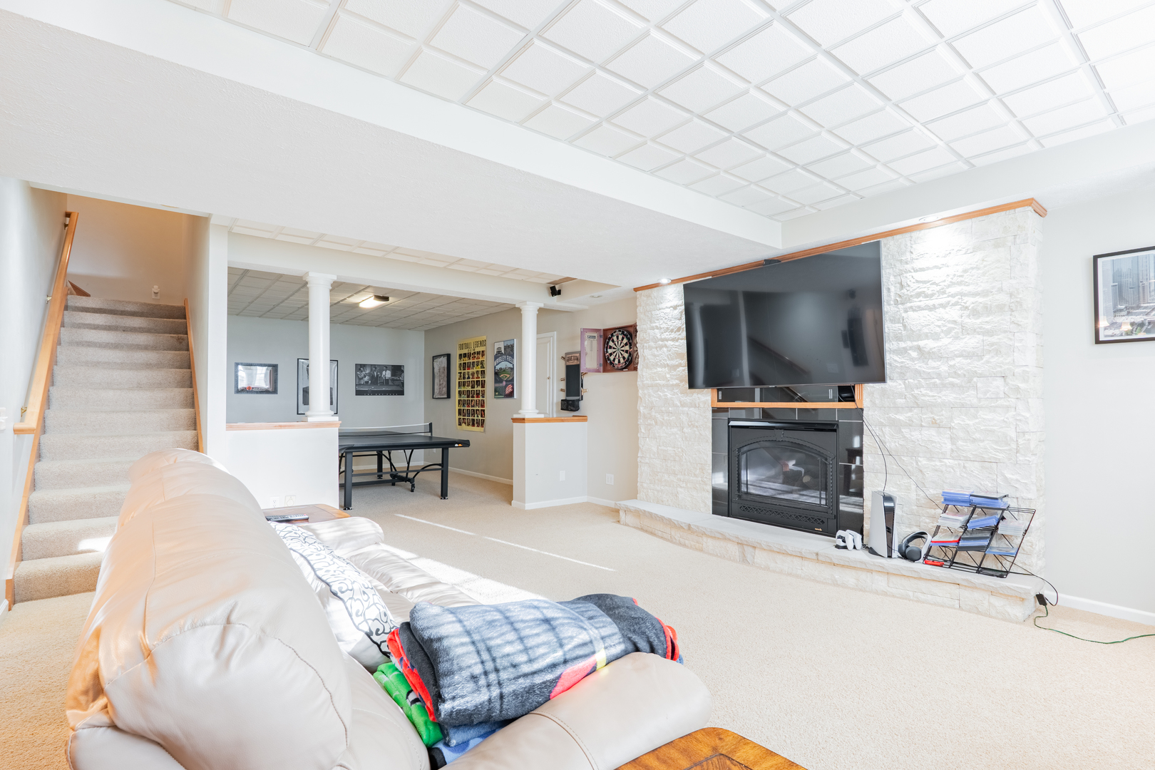 29 Knollbrook Court, Bloomington, IL 61705