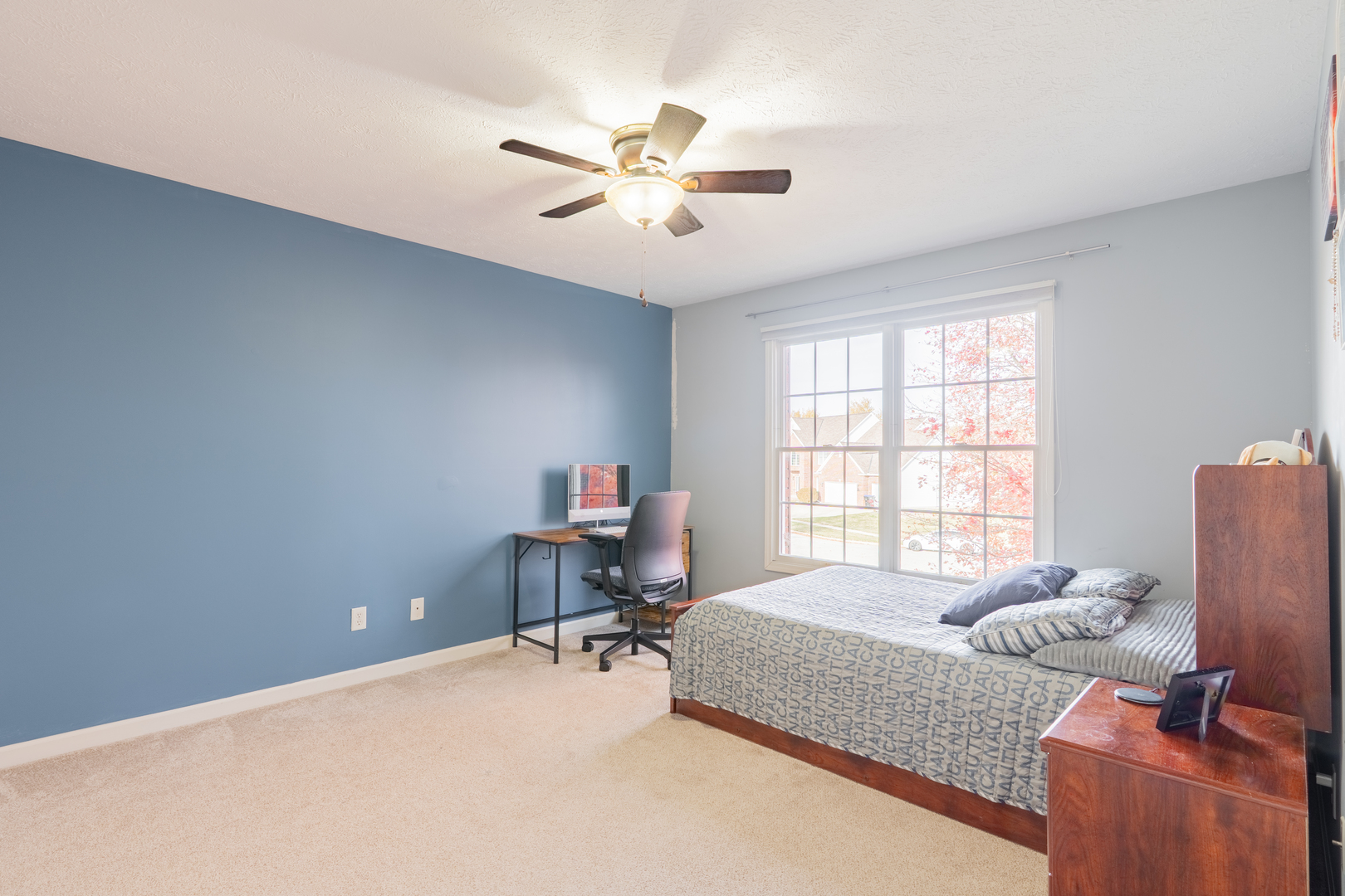 29 Knollbrook Court, Bloomington, IL 61705