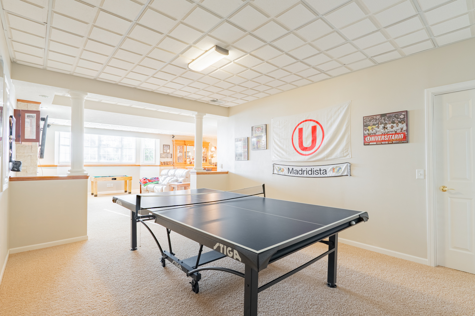 29 Knollbrook Court, Bloomington, IL 61705