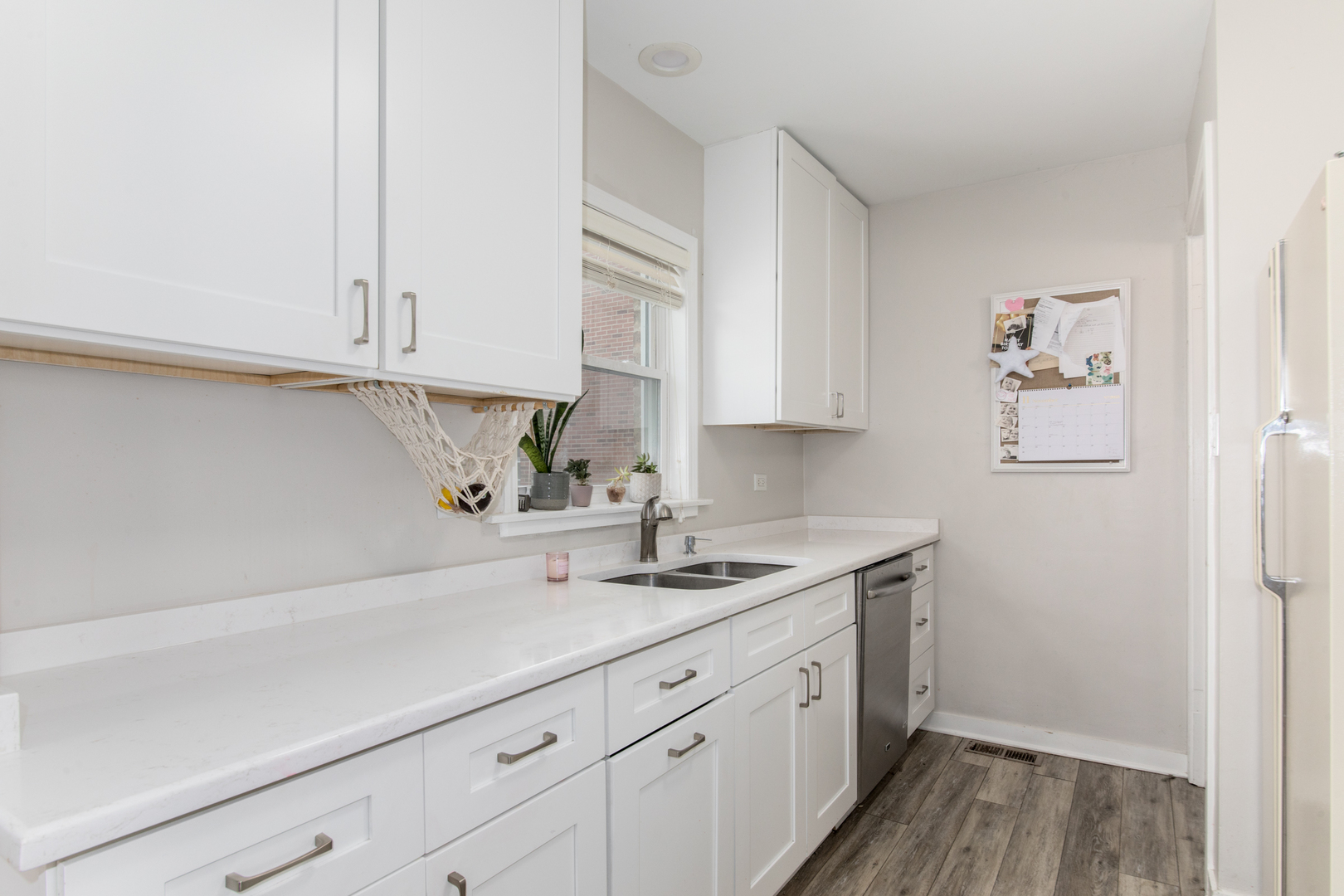 1413 Hoffman Avenue, Park Ridge, IL 60068