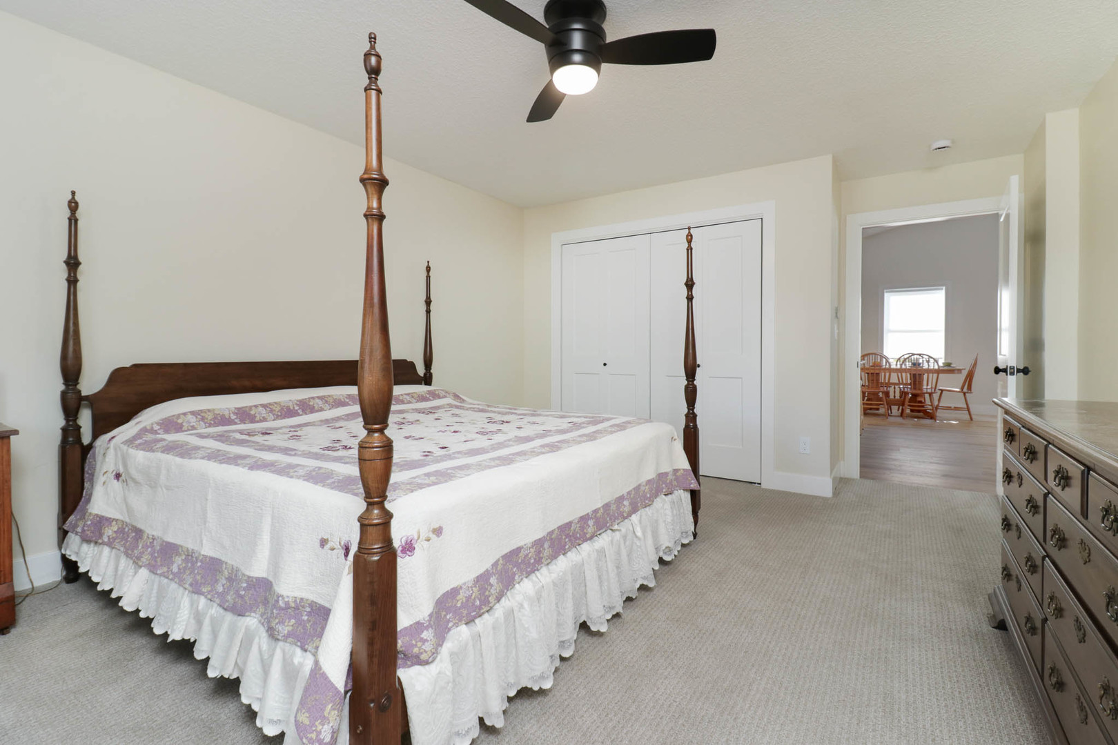 607 E 2nd Street, Delavan, IL 61734