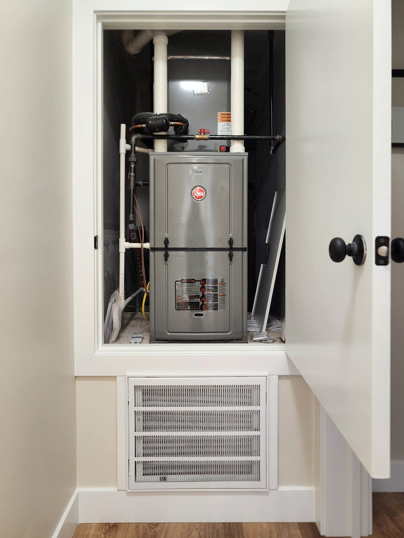 607 E 2nd Street, Delavan, IL 61734