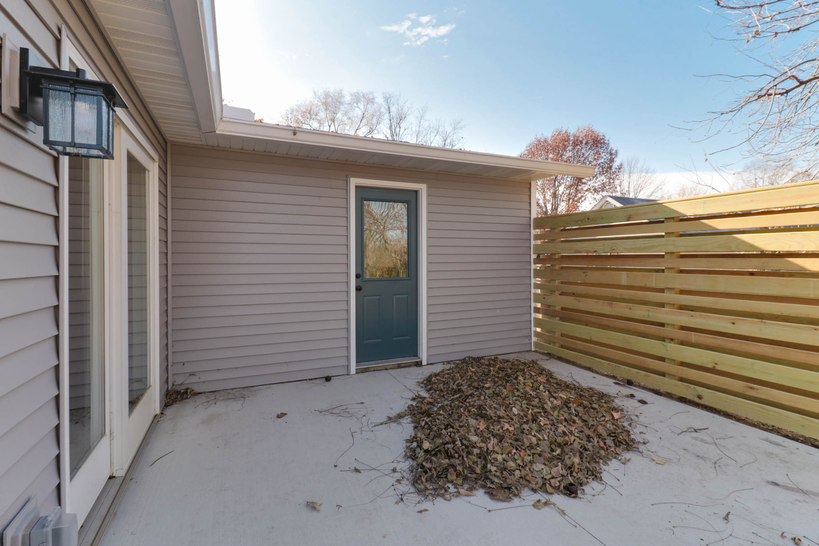 607 E 2nd Street, Delavan, IL 61734