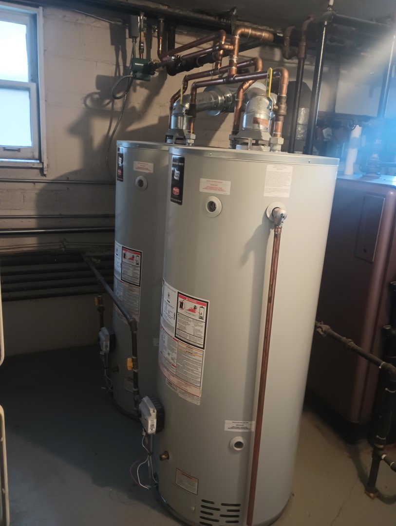 4950 Greenwood Street, Skokie, IL 60077