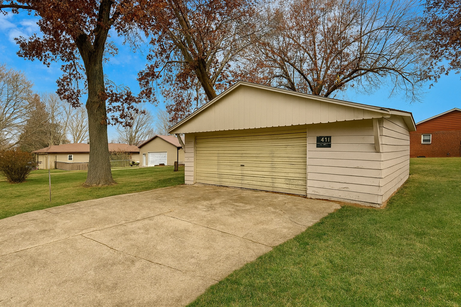 411 S Davis Street, Seatonville, IL 61359