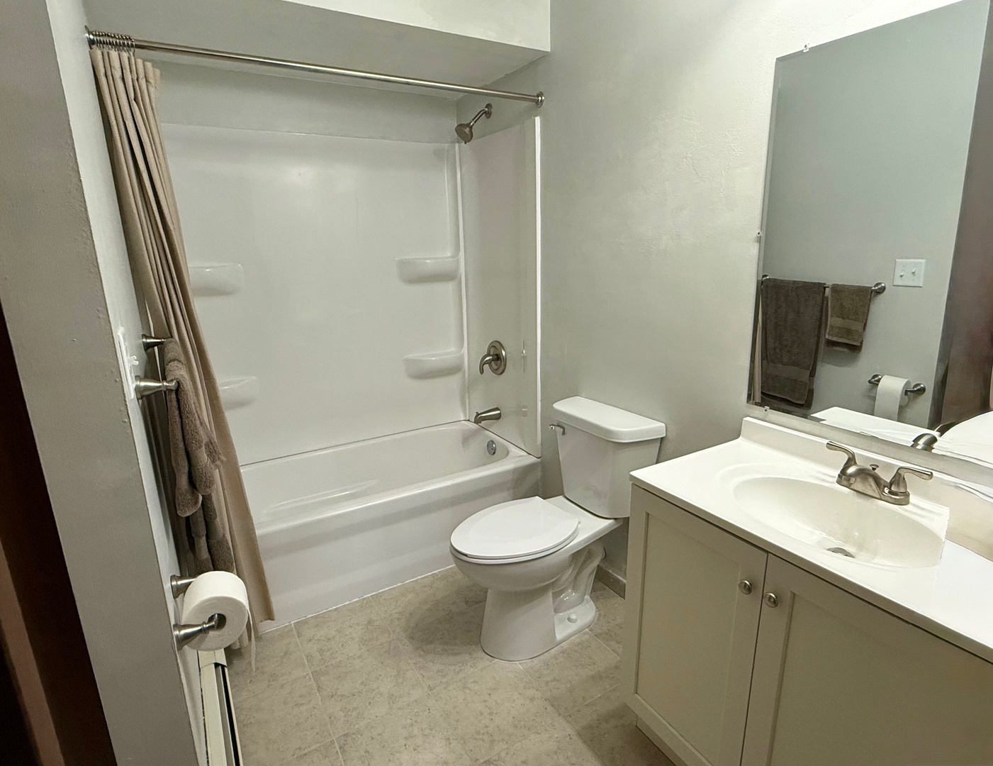 376 Echo Lane #1, Aurora, IL 60504