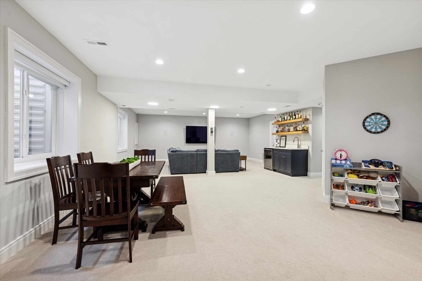 762 S Saylor Avenue, Elmhurst, IL 60126