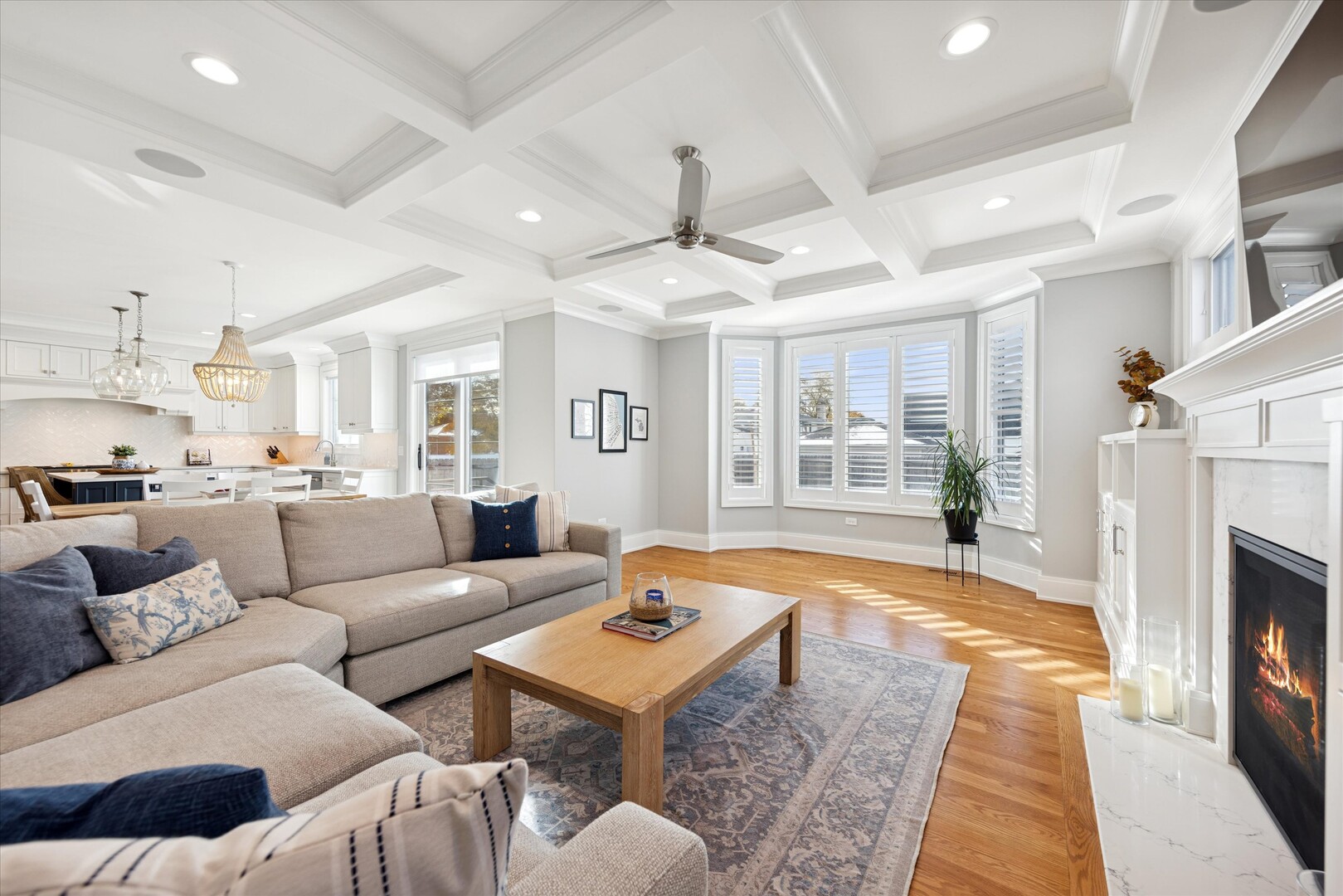 762 S Saylor Avenue, Elmhurst, IL 60126